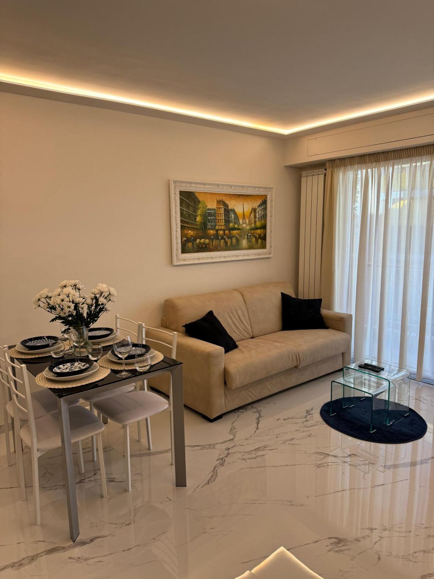 Du Casino Apartment *